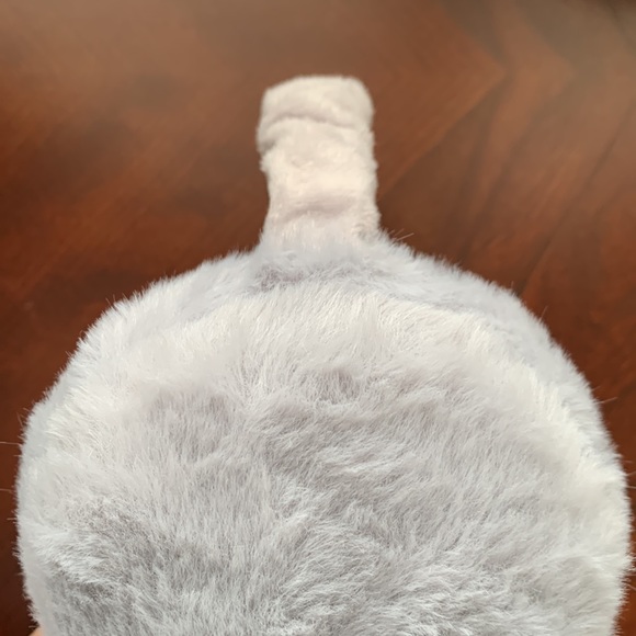 Fuzzy Adjustable Earmuffs - Picture 3 of 3